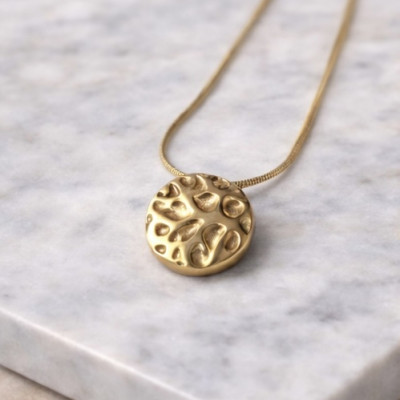 ΚΟΛΙΕ ΣΤΡΟΓΓΥΛΟ ΜΟΤΙΦ ΑΝΑΓΛΥΦΟ -