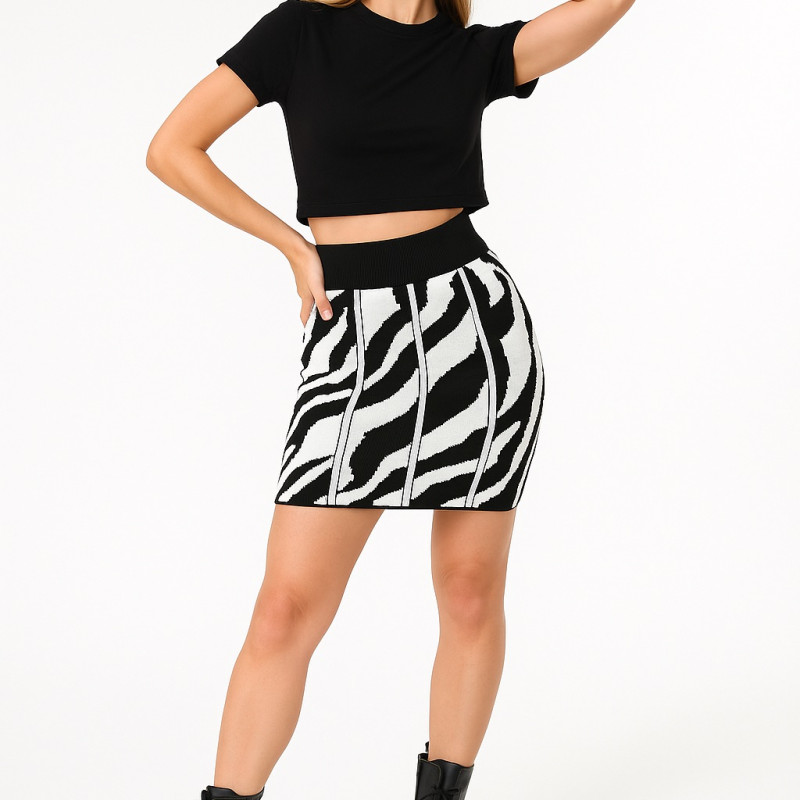 ΚΟΝΤΗ ΦΟΥΣΤΑ ΜΕ ΠΛΕΞΗ ΖΑΚΑΡ