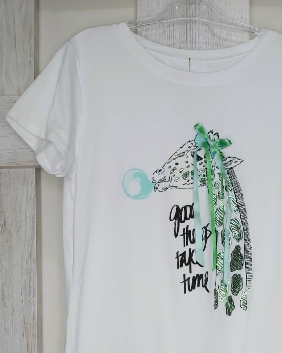 T-SHIRT ΓΥΝΑΙΚΕΙΟ ΜΕ ΣΧΕΔΙΟ ΚΑΜΗΛΟΠΑΡΔΑΛΗ T-SHIRT ΓΥΝΑΙΚΕΙΟ ΜΕ ΣΧΕΔΙΟ ΚΑΜΗΛΟΠΑΡΔΑΛΗ