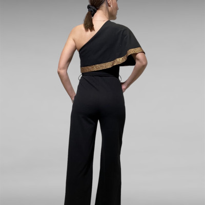 ΟΛΟΣΩΜΗ ΠΑΝΤΕΛΟΝΑ ΜΕ ΕΝΑΝ ΩΜΟ ΚΑΙ ΜΕΤΑΛΛΙΖΕ ΛΕΠΤΟΜΕΡΕΙΑ